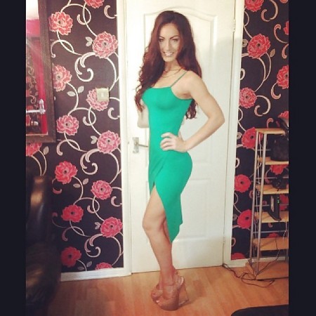Une femme capricieuse souhaite rencontrer un homme pour la faire jouir.